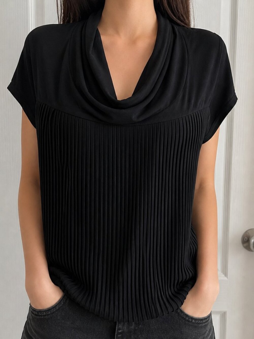 Zara collection woman’s black pleated top Sz M
